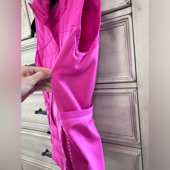 Lululemon Down For It All Vest - Picture 8 of 16